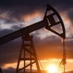 Crude Oil Price today: ईरान पर अमेरिकी हमले के बाद कच्चे तेल की कीमतों में उछाल, ईरान की प्रतिक्रिया पर बाजारों में बढ़ी बेचैनी