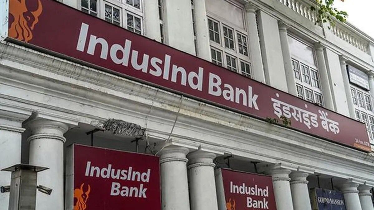 IndusInd Bank News: इंडसइंड बैंक पर अब एक और संकट, करीब 7000 करोड़ के माइक्रोफाइनेंस लोन पोर्टफोलियो पर उठे सवाल - रिपोर्ट