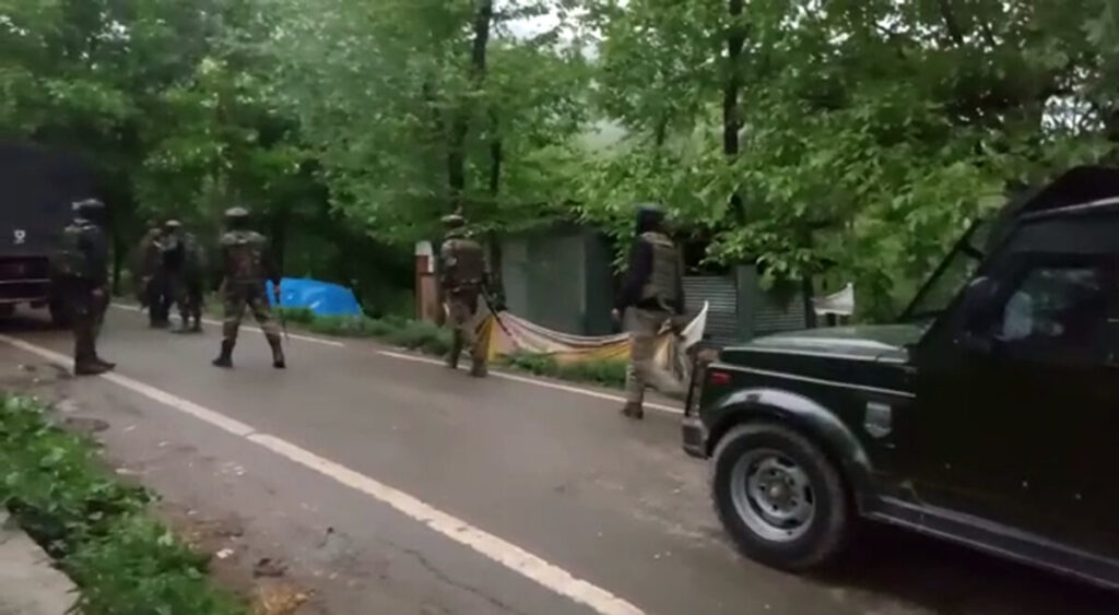 Foreign Militant Killed, Three Trapped in Encounter in Udhampur’s Basantgarh