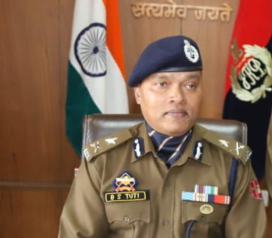 Weather Hampers Udhampur Operation, Four Holed Up: IGP