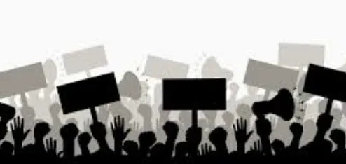 Residents of Ganderbal’s Kullan protest against drinking water shortage