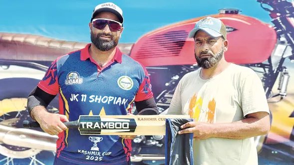Aasif Manzoor stars as JK Xi Shopian defeats Sky Stars Budgam