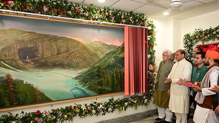 “Shri Amarnath Ji Yatra-2025”: Lieutenant Governor inaugurates SASB’s Yatri Niwas at Pantha Chowk Srinagar