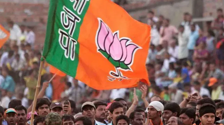 BJP protests against compulsory Urdu for Naib Tehsildar posts