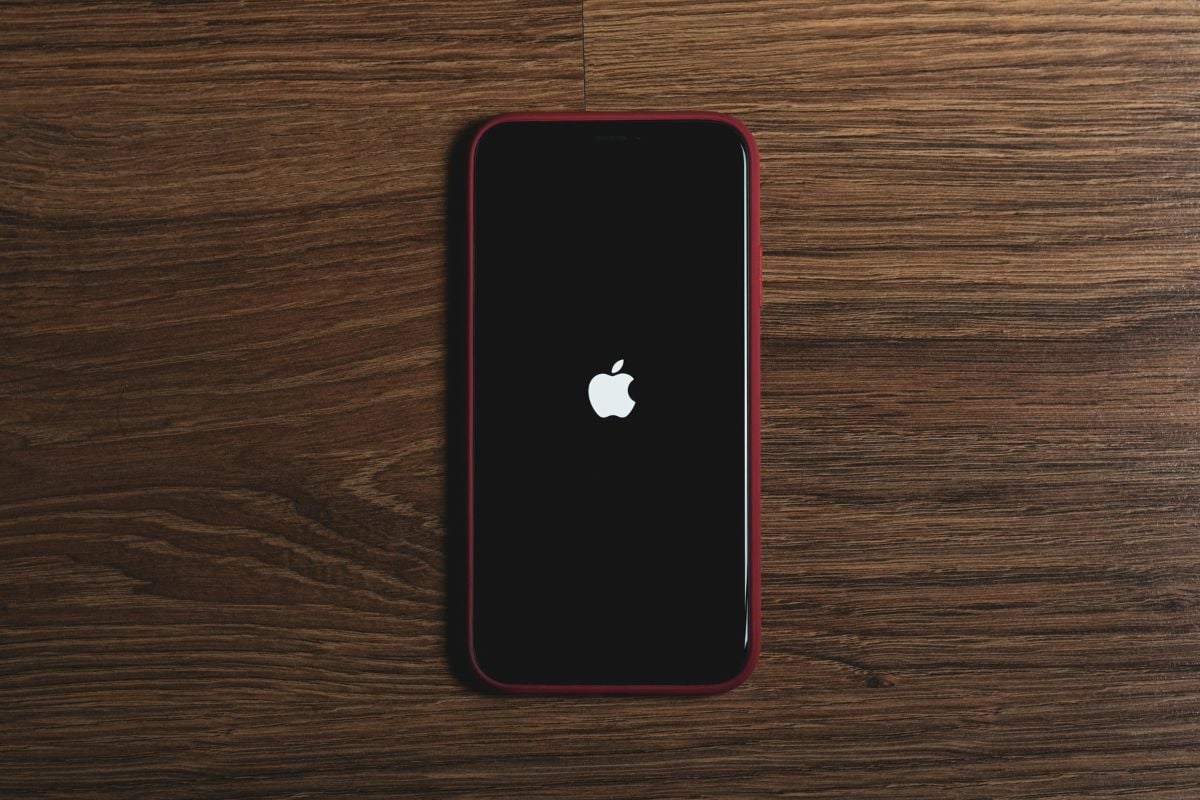 Apple Reportedly in Talks to Acquire Perplexity AI to Strengthen Its Artificial Intelligence Efforts