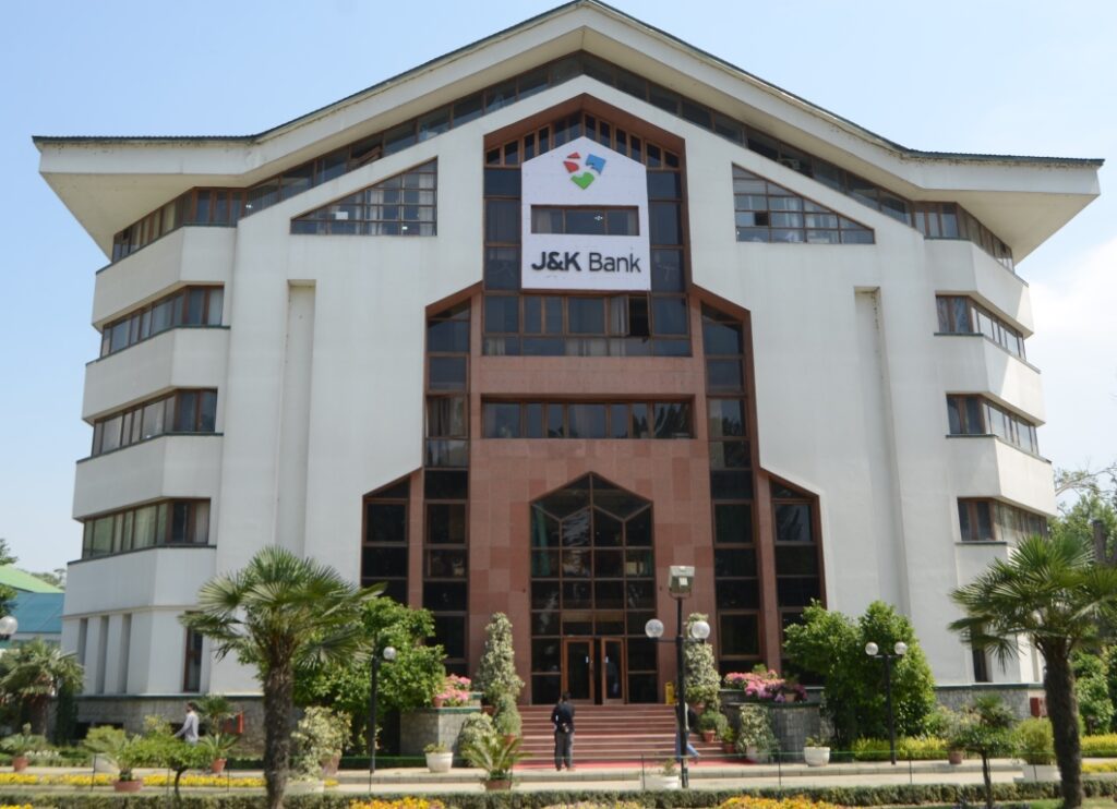 JK Bank Extends CSR Support to Specially-Abled Children with Vehicle, Therapy Equipment