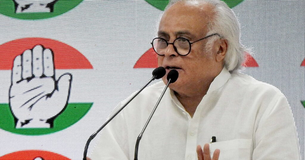 ’سوشلسٹ‘ اور ’سیکولر‘ کو سپریم کورٹ نے آئینی قرار دیا، جے رام رمیش نے آر ایس ایس کو 25 نومبر کا فیصلہ یاد دلایا