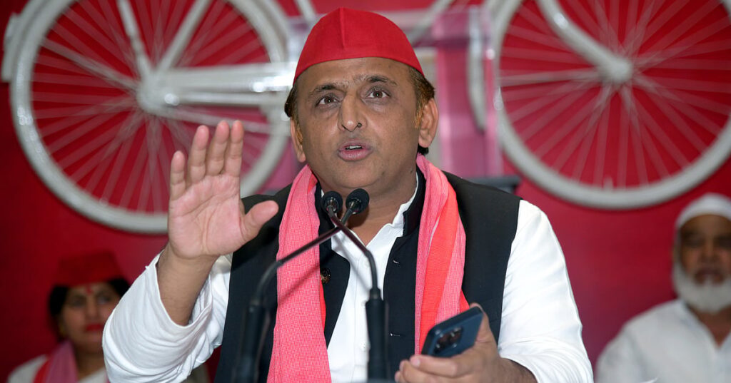 بی جے پی کے راج میں بلڈوزر ناانصافی کی علامت بن گیا ہے: اکھلیش یادو