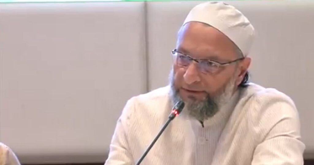 بہار میں خاموشی سے این آر سی نافذ کر رہا الیکشن کمیشن، غریبوں کو ووٹر لسٹ سے باہر کرنے کی سازش: اسدالدین اویسی