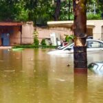 جمشیدپور میں موسلادھار بارش سے رہائشی اسکول زیر آب، 162 بچے رات بھر چھت پر پھنسے رہے، انتظامیہ نے کیا ریسکیو