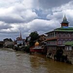 Srinagar Records 34°C; Rain Predicted Across JK This Weekend