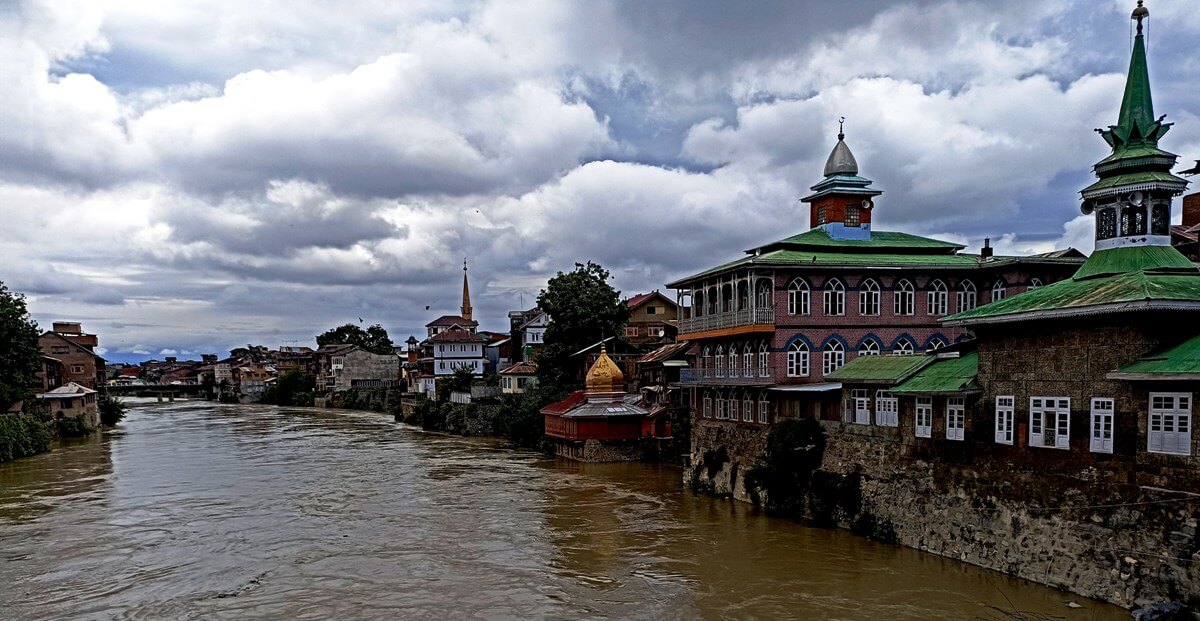 Mercury Dips Slightly in JK; MeT Predicts Rain from July 5