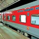 New Train Fare: 1 जुलाई से महंगी हुई ट्रेन यात्रा! अब दिल्ली-मुंबई राजधानी और दिल्ली-हावड़ा राजधानी का कितना देना होगा किराया?
