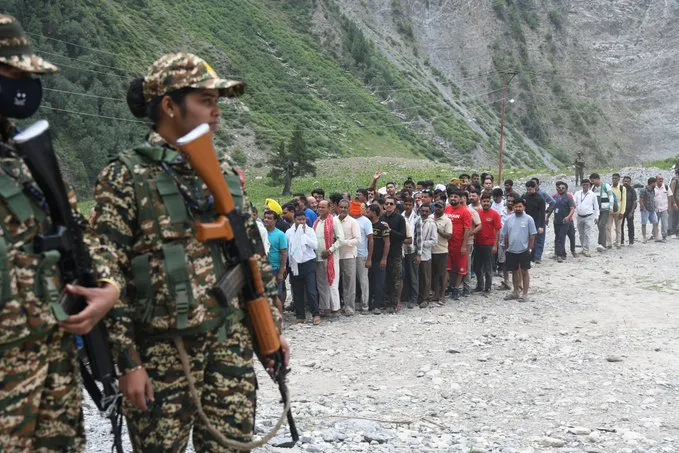 Pilgrim from UP dies after falling unconscious at Sheshnag base camp