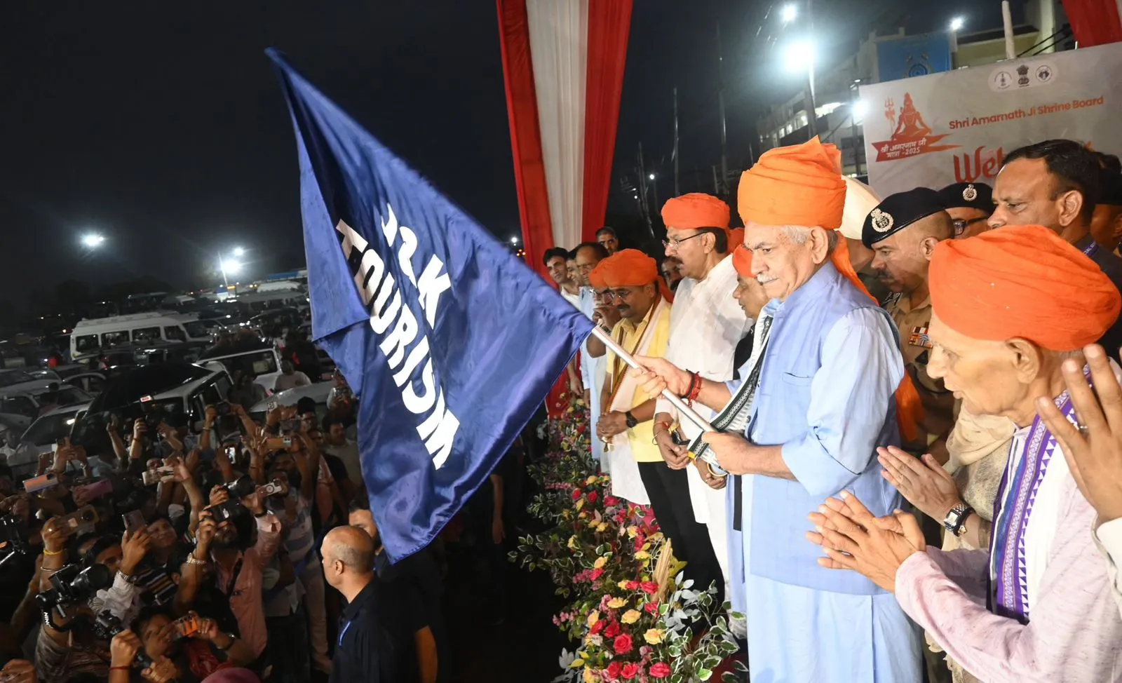 LG flags off first batch of Amarnath Yatra 2025, extends wishes for a safe, spiritual journey