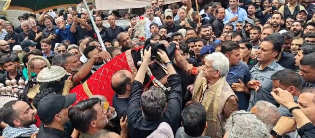 LG Manoj Sinha Joins 10th Muharram Procession in Srinagar