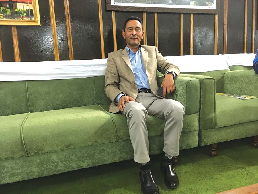 Two Senior Leaders Resign from Leh Apex Body Ahead of Key Talks with Centre