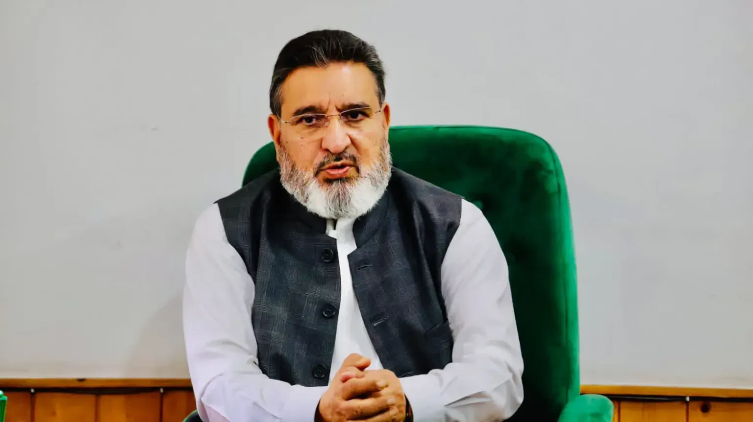 Apni Party to be rebuilt from booth to district level: Altaf Bukhari
