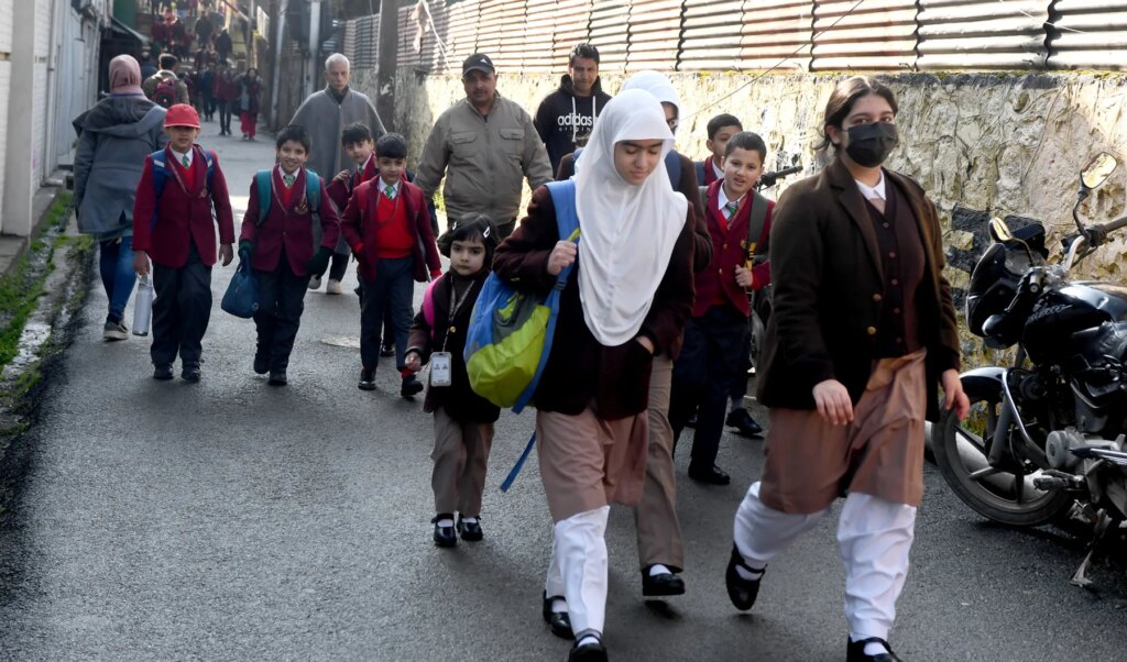 FFRC directs private schools in J&K to stop forcing advance fee payments