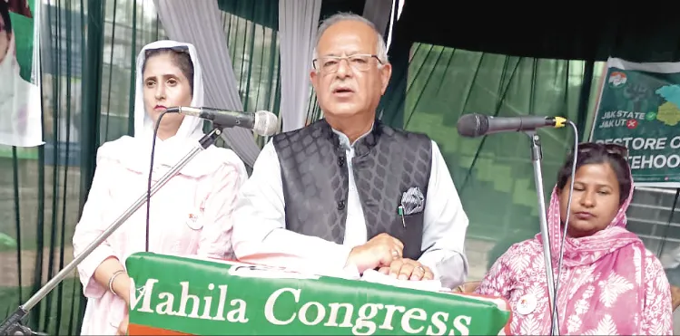 Congress always empowered women: Tariq Karra