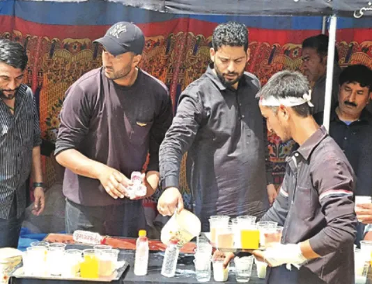 BJP reaches out to Azadars in Balhama with medical relief