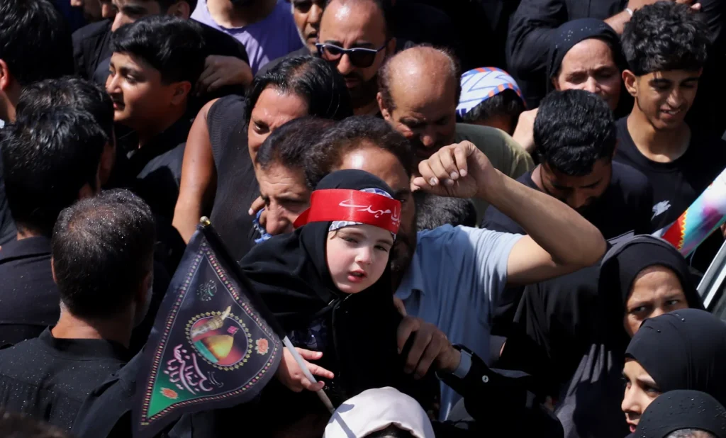 Hundreds join Muharram procession at Delina to pay tribute to Imam Hussain (AS)