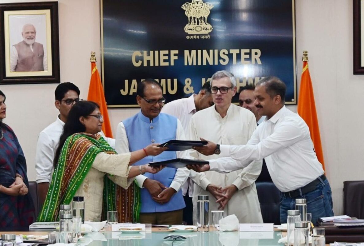 CM Omar, Union Minister Co-Chair Meet on Agriculture and Rural Schemes