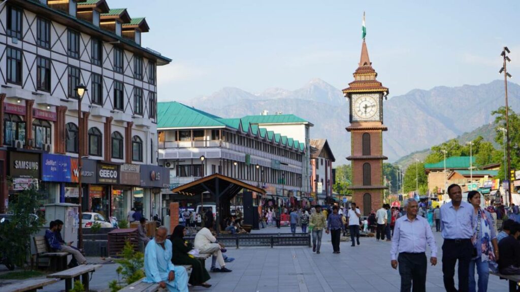 PMO Advisor Tarun Kapoor Visits Lal Chowk, Meets Traders and Locals