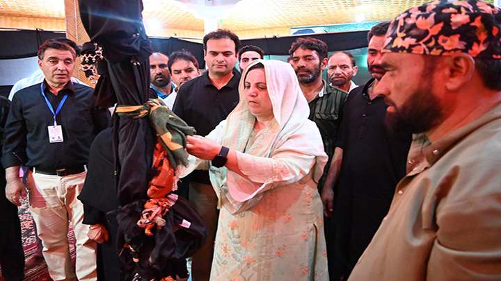 Sakeena Itoo visits Shahoo Kulgam, reviews arrangements for 10th Muharram