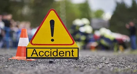 Two killed, three injured in late-night road accident in south Kashmir's Pampore