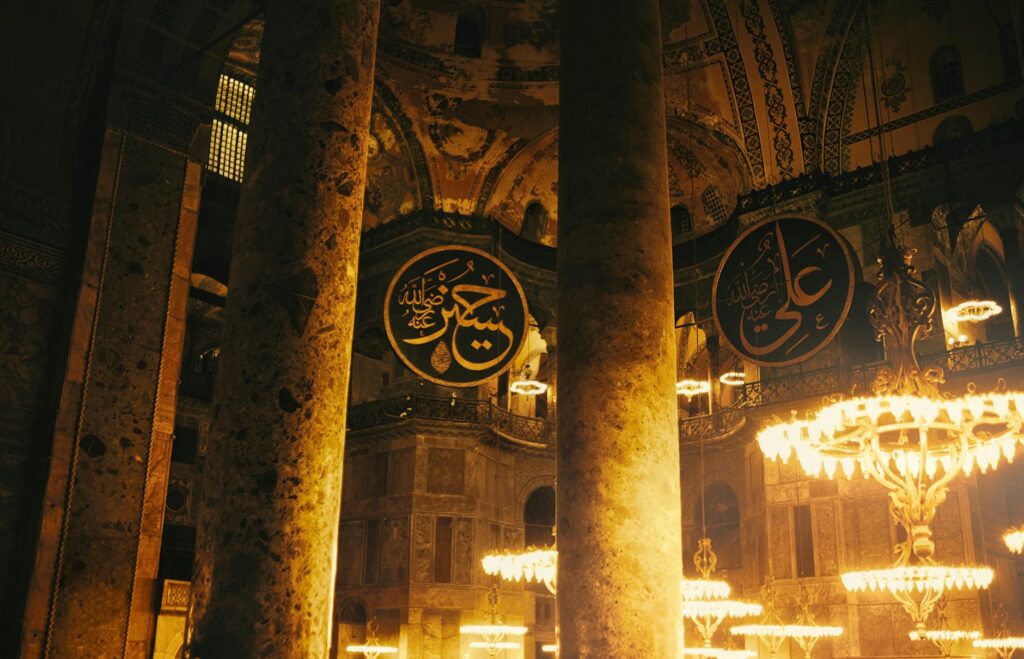 The Significance of Fasting on the 9th and 10th or 10th and 11th of Muharram