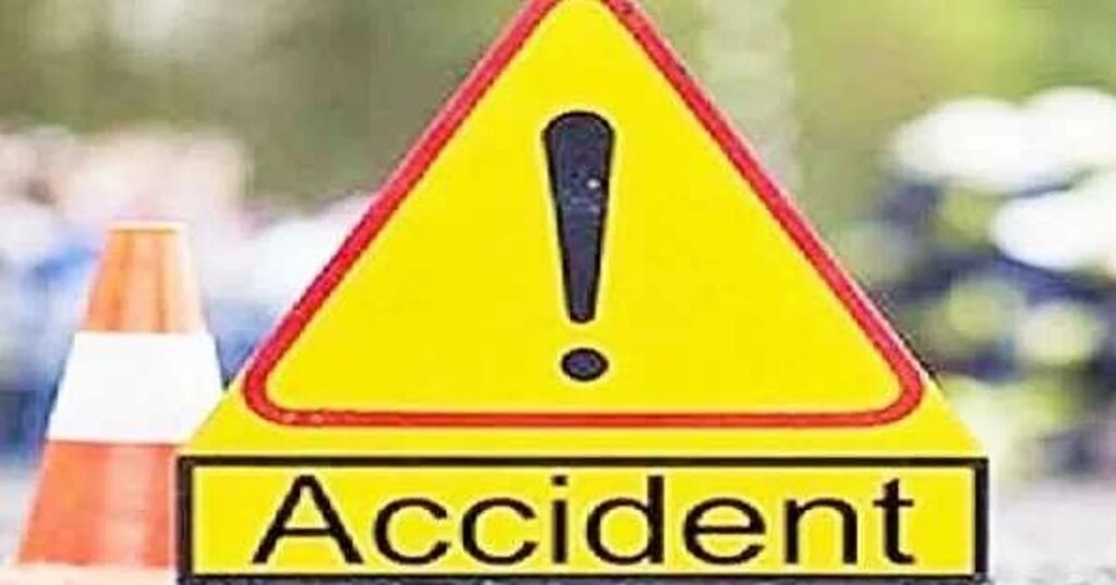 ہوشیارپور میں اندوہناک سڑک حادثہ، بس اور کار کی ٹکر میں 8 افراد جاں بحق، کم و بیش 2 درجن زخمی