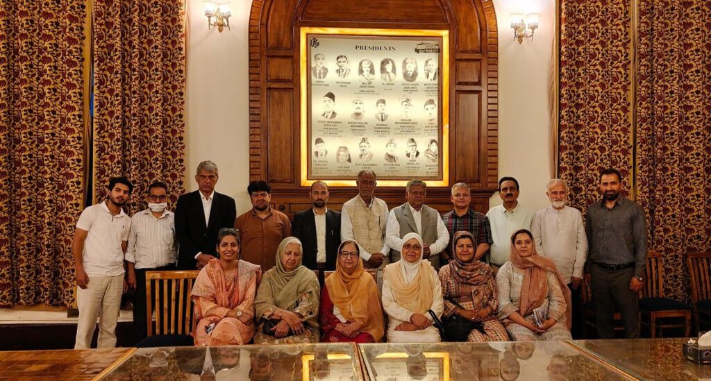 CIC organises Awareness & Empowerment Programme at Amar Singh Club in Srinagar